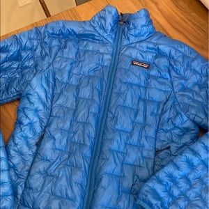 blue patagonia bubble jacket